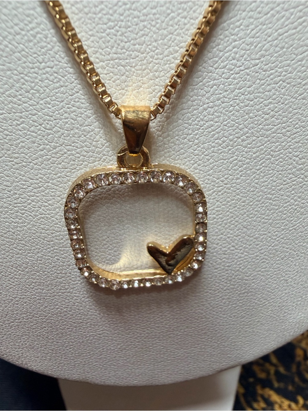 Xuping branded gold-plated necklace